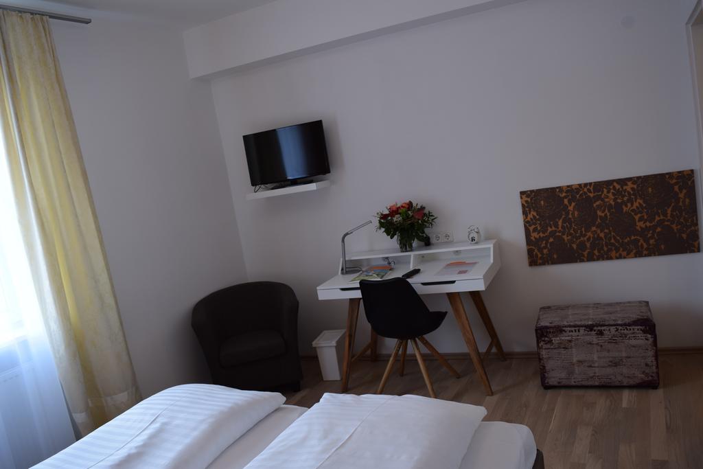 Stadthotel Guertler Αμστέτεν Εξωτερικό φωτογραφία
