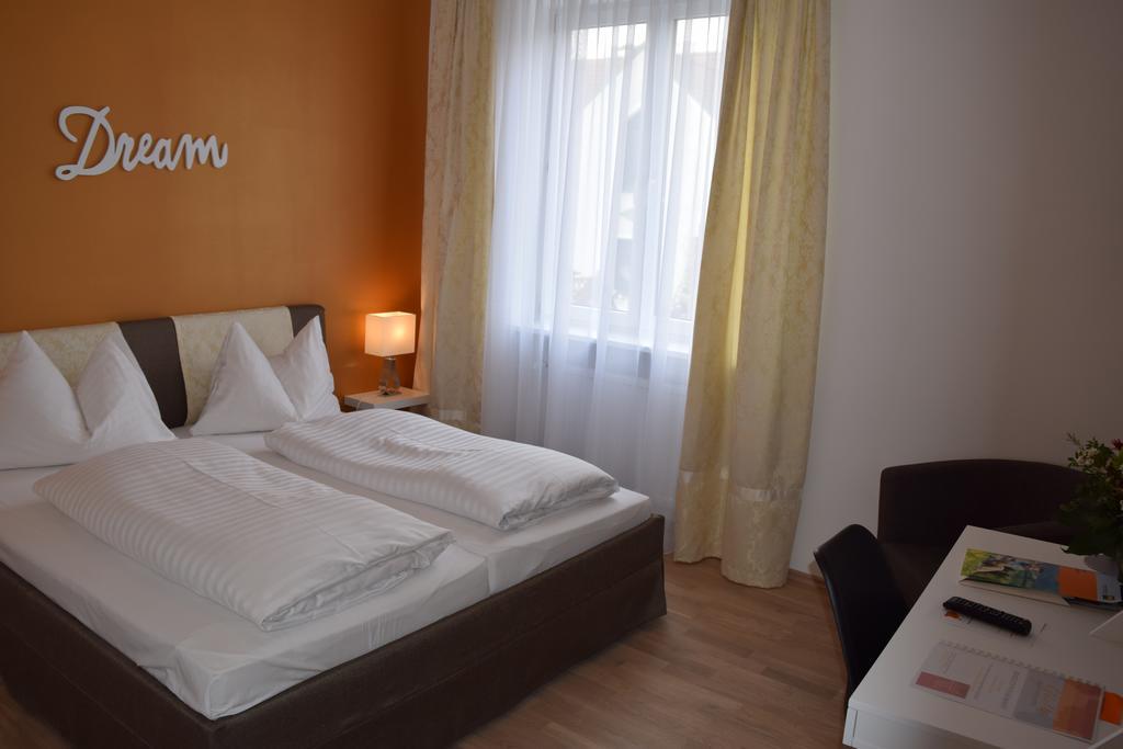 Stadthotel Guertler Αμστέτεν Εξωτερικό φωτογραφία