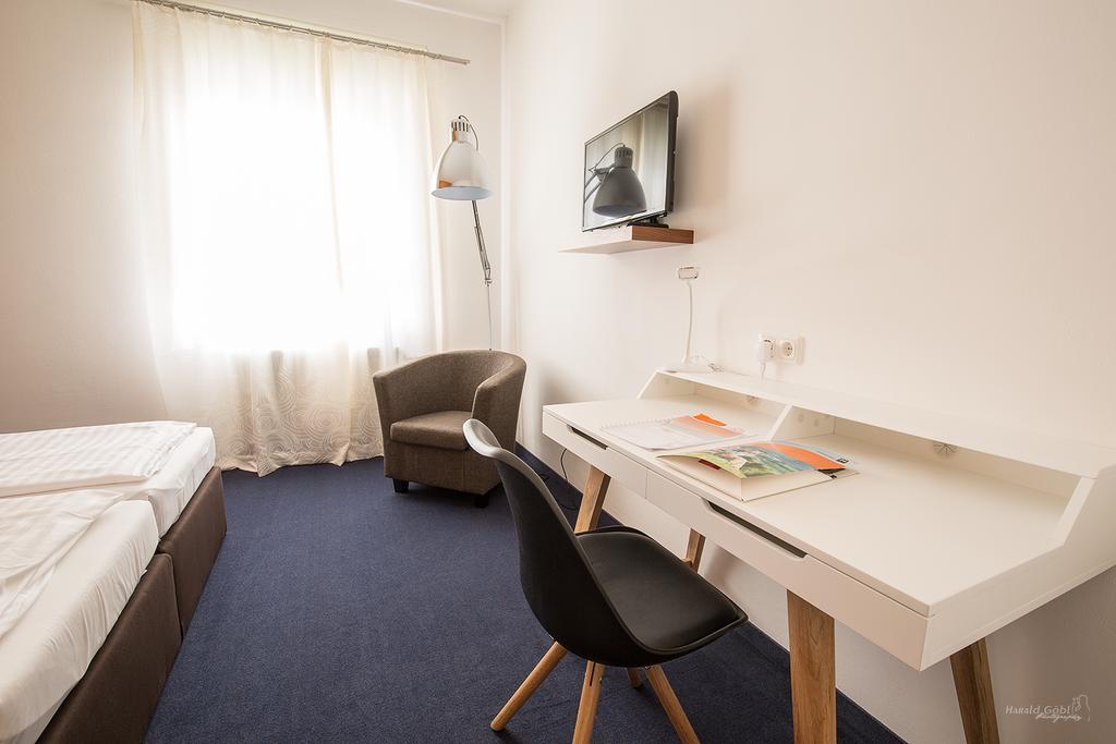 Stadthotel Guertler Αμστέτεν Δωμάτιο φωτογραφία